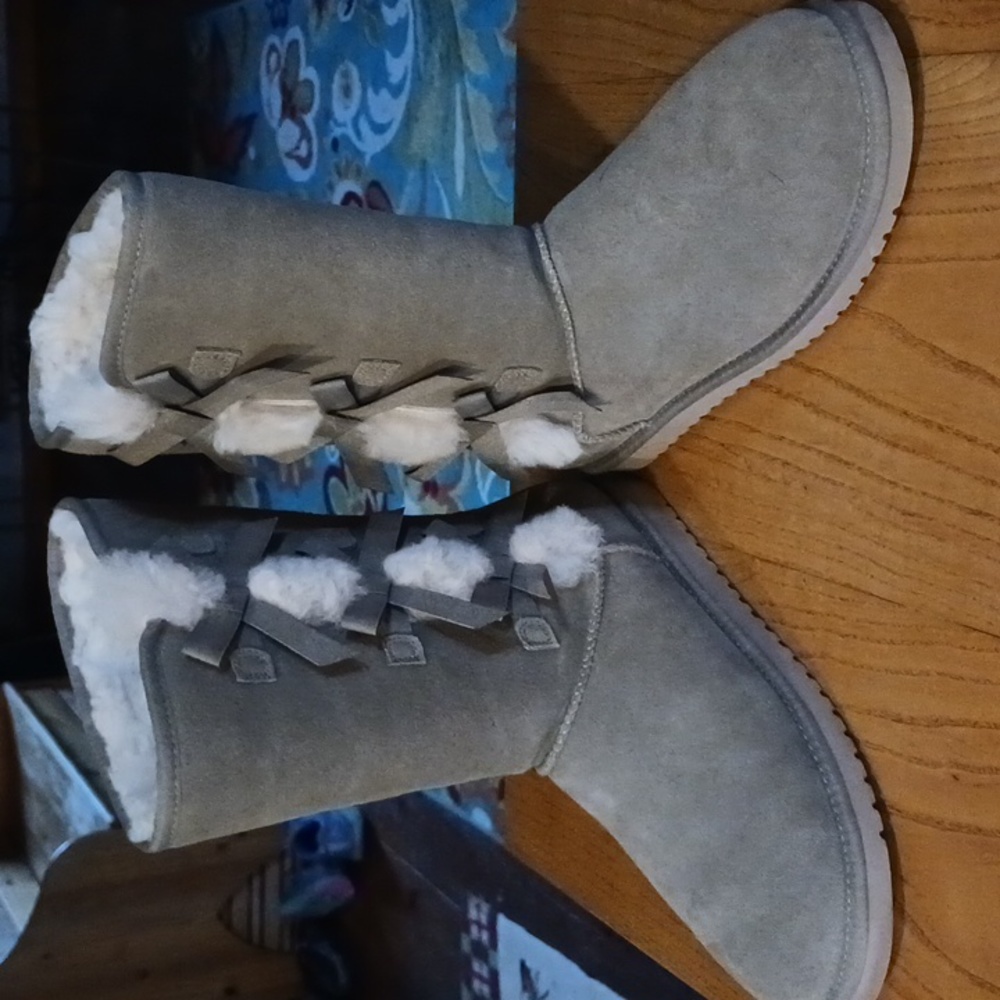 UGG boots, never worn, brand new, no box, pretty green color